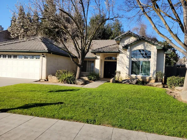 2065 Bedford Ave, Clovis, CA 93611
