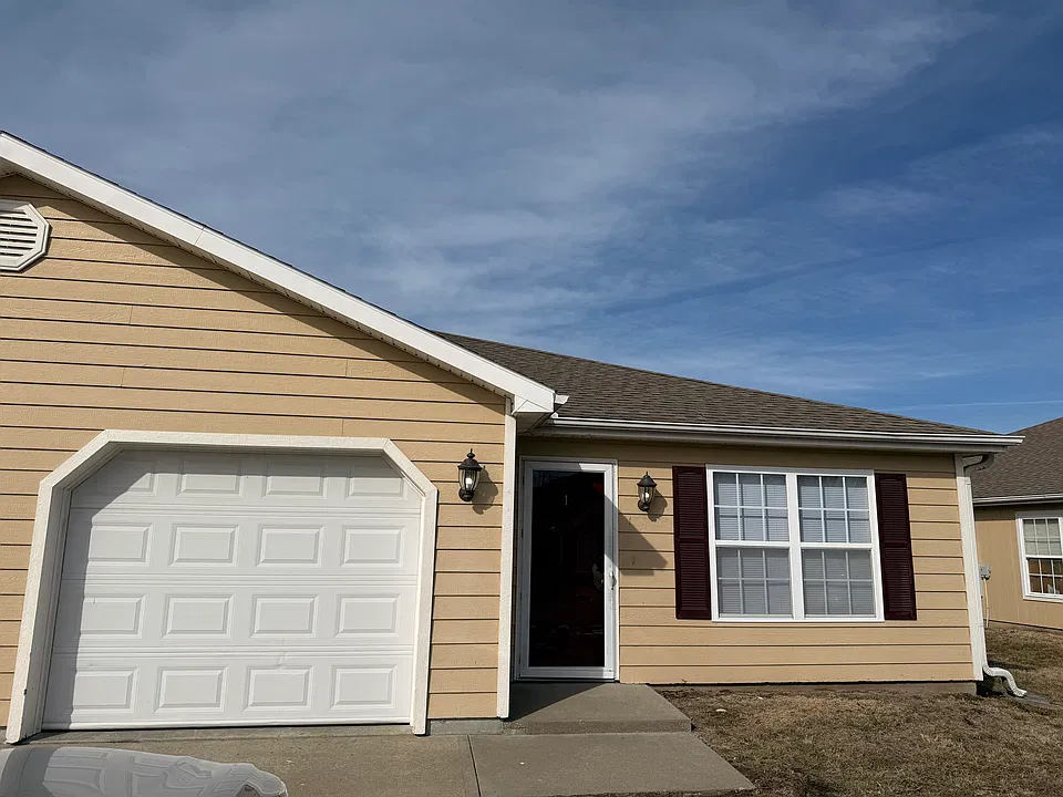 124 SE 1171st Rd #1