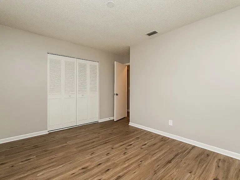9350 Bayside Ct — Photo 14