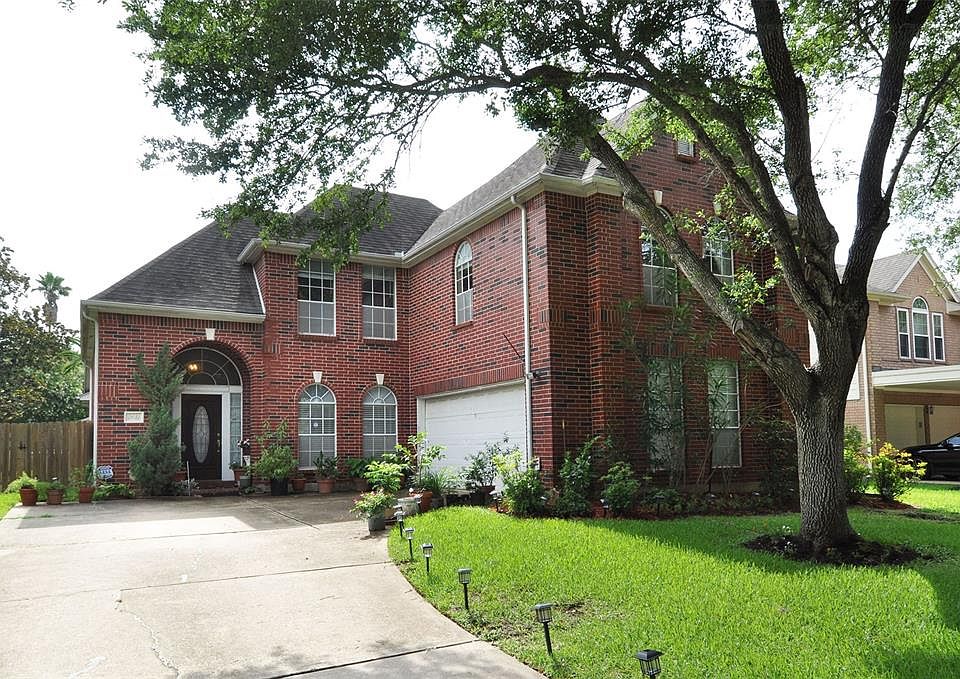 1st image of 4031 Harwood Dr