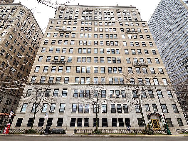 1st image of 3520 N Lake Shore Dr #1A