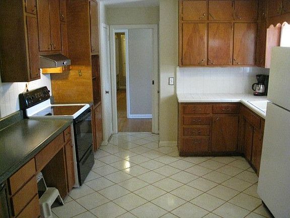 3rd image of 1505 Dalewood Dr