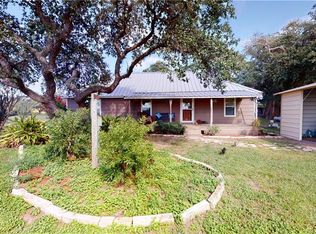 238 County Road 405, Edna, TX 77957