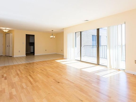 2nd image of 295 Lynn Shore Dr APT 704