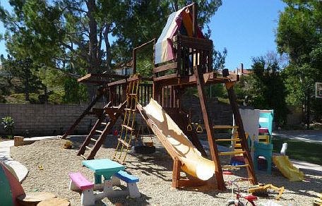 Swing set (included)