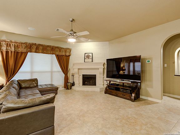 4th image of 32 N Inwood Heights Dr