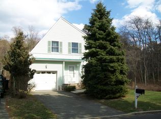 694 Spiral Dr, Brick, NJ 08724