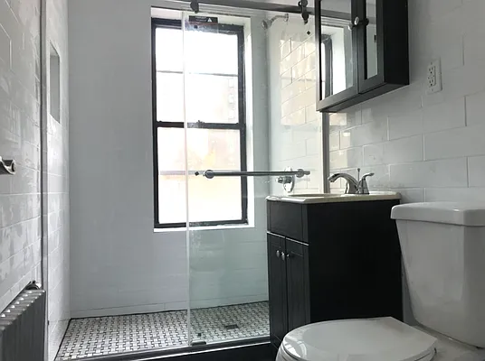 Rented by REAL New York | media 30