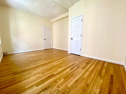 Rented by City & Suburban | media 7