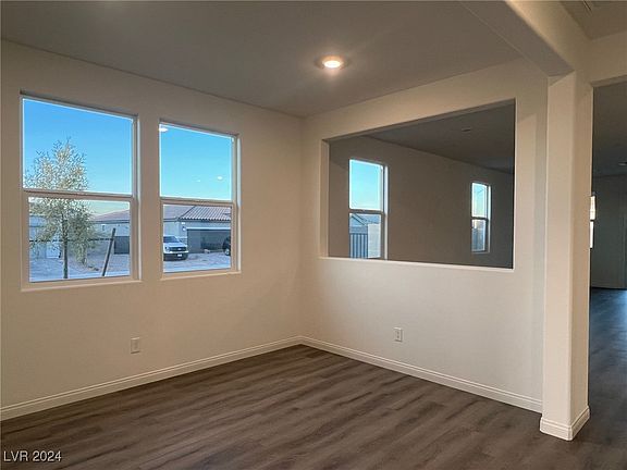 5th image of 705 Icy Fjord Ln