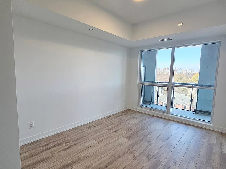 181 Sheppard Ave E #522 — Photo 9