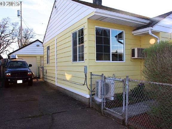 3rd image of 3005 E 27th St
