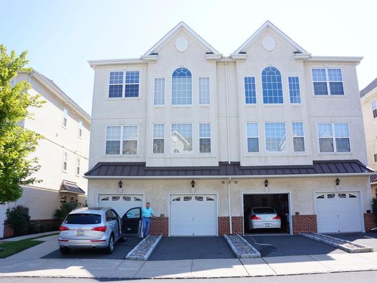 3209 Davinci Dr Philadelphia Pa 19145 Zillow
