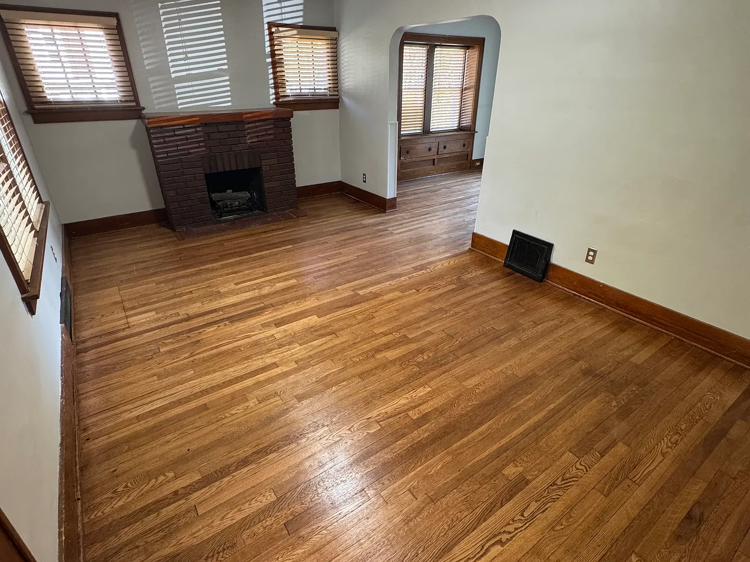 3 bed, 1188 sqft, $1,200 — Photo 3