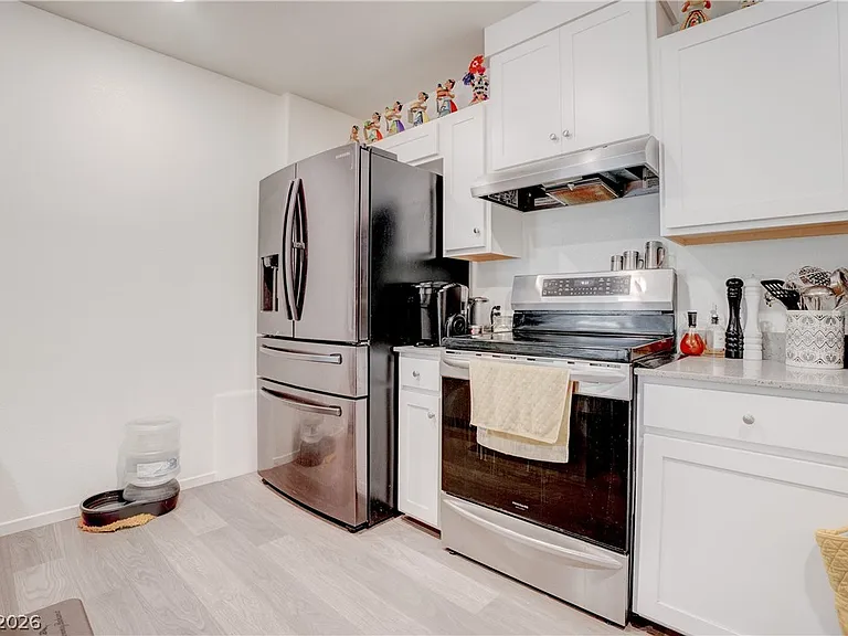 7890 Aurora Sky St #2 — Photo 4