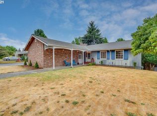 15945 NE Rose Pkwy, Portland, OR 97230