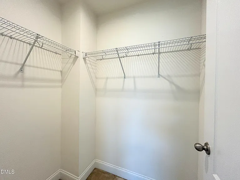 735 Lampwick Ln — Photo 21