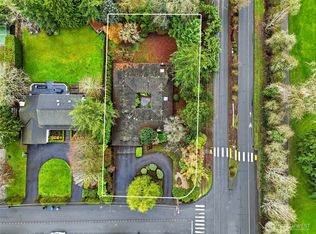 8411 NE 20th St, Clyde Hill, WA