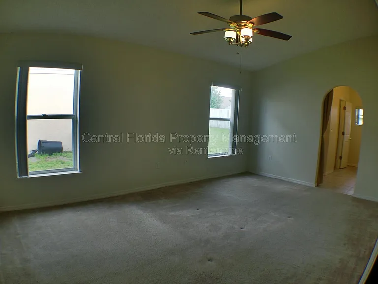 3842 Stonefield Dr — Photo 5