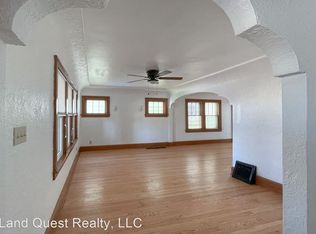 1605 Yout St, Racine, WI 53404