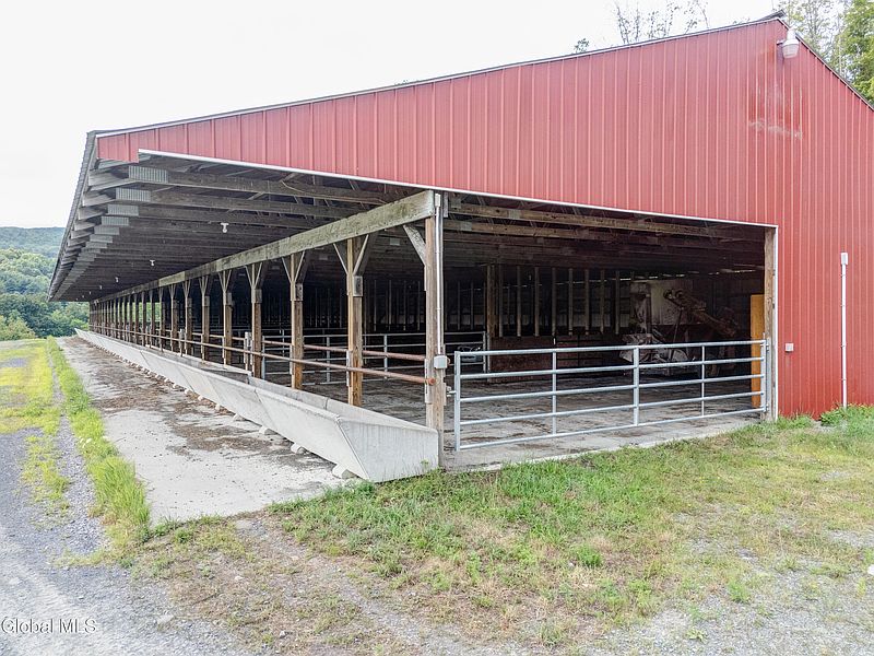 5th image of 1589 Switzkill Road