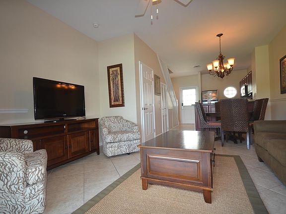 4th image of 5107 Sunset Village Dr