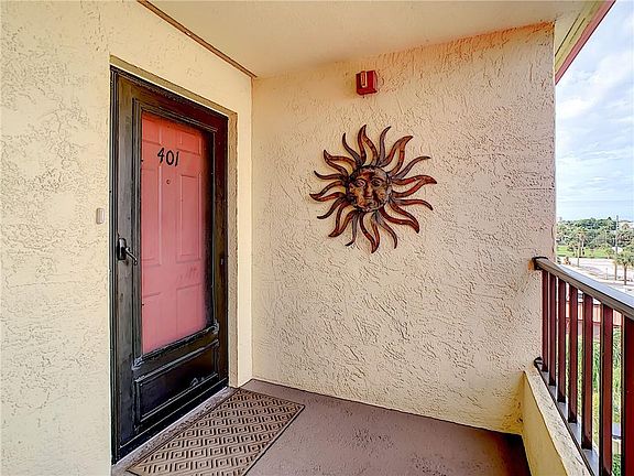 2nd image of 1750 Harbor Pl S APT 401