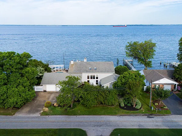 206 Queen Anne Club Dr, Stevensville, MD 21666