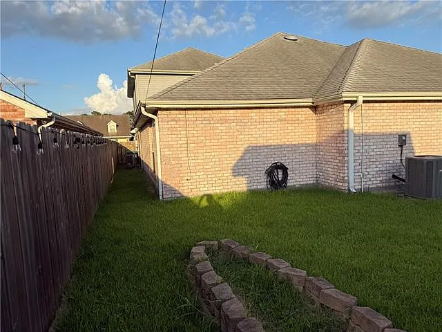 1008 Parc Helene Dr — Photo 26
