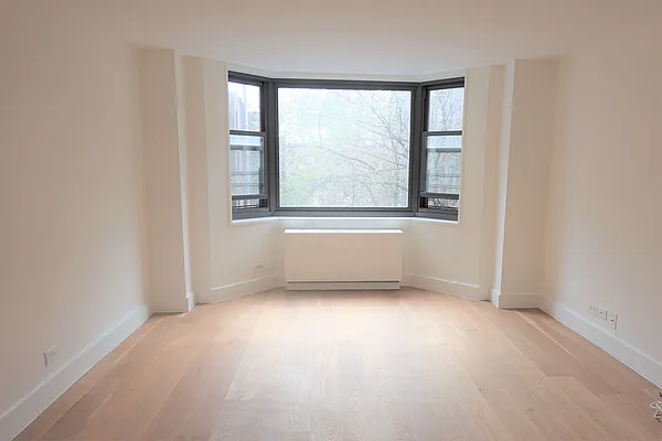 Rented by Compass | media 10