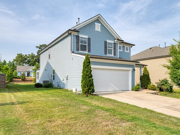 2132 Water Marsh Trl — Photo 2