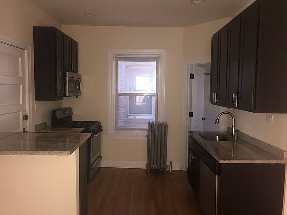 3rd image of 4250 N Lamon Ave APT 1B