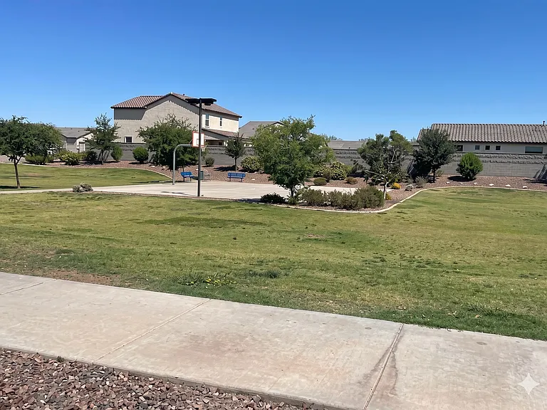 5737 W Getty Dr — Photo 41