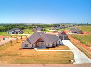 13500 NW 142nd St, Yukon, OK 73099