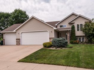 2516 Boulder Ridge Dr NW, Rochester, MN 55901