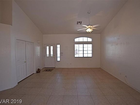 4th image of 2683 Hollowvale Ln
