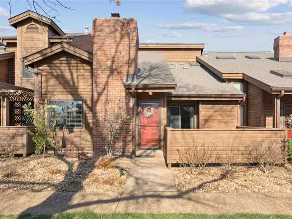 1006 Hemingway Ln Unit D, Saint Charles, MO 63304