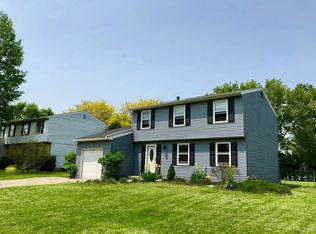 28 W Klein Rd, Williamsville, NY 14221