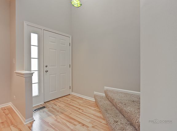 3rd image of 1381 Longchamps Ct