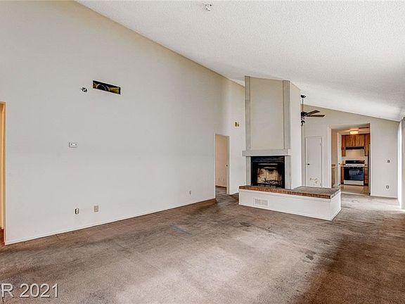 3rd image of 4112 Broadriver Dr