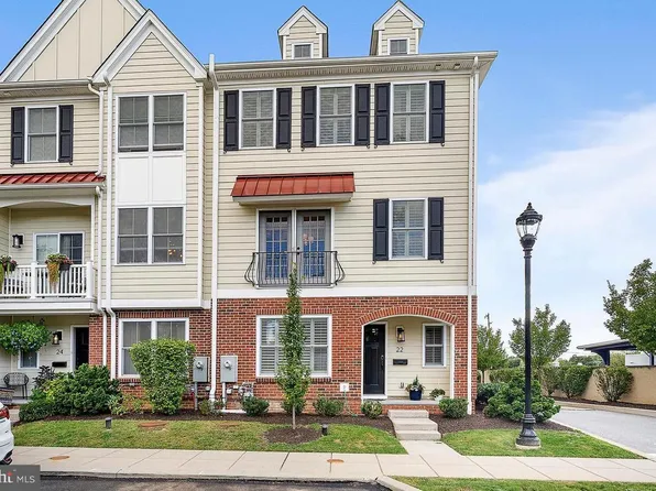 22 Bridge Ave, Berwyn, PA 19312