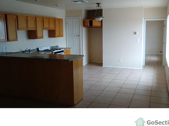 3rd image of 1400 N Virginia St #1