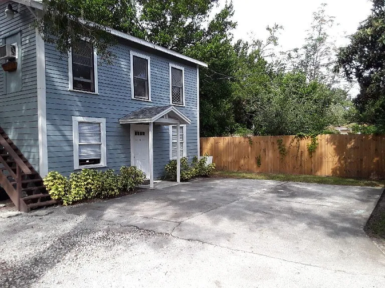 4206 N 10th St #B — Photo 1