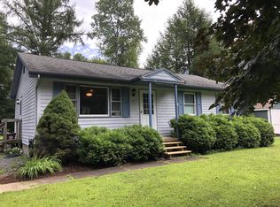 33 Stewart Dr, Lake Luzerne, NY 12846