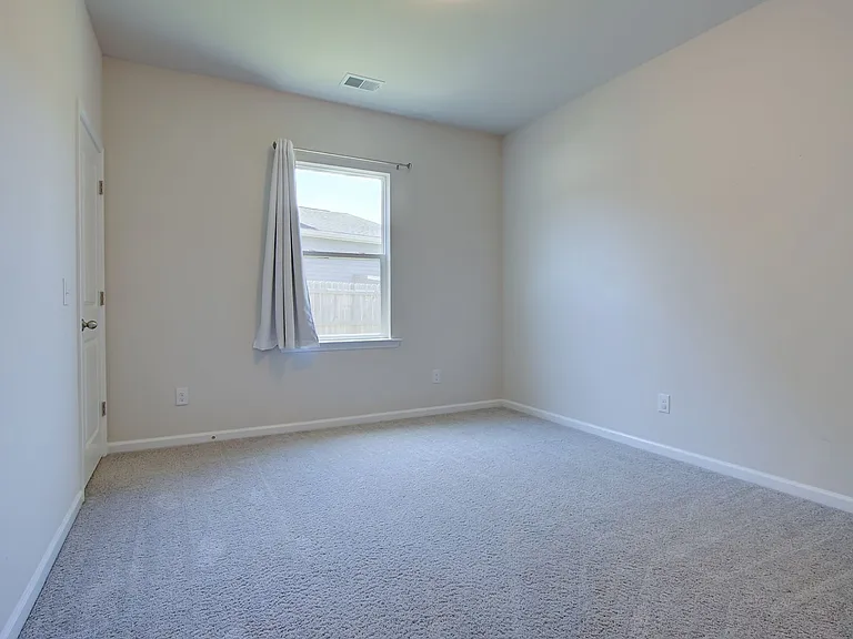 714 McRoy St — Photo 20