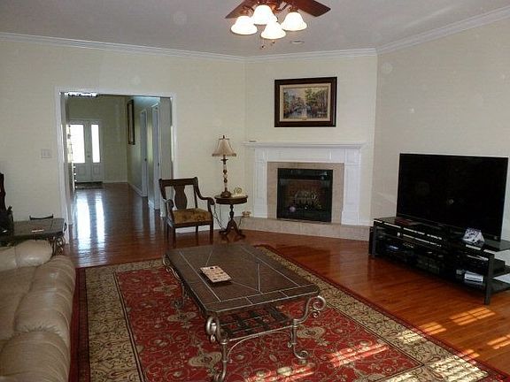5th image of 23020 Lone Eagle Dr