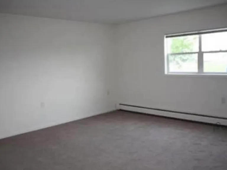 4115 Tower Ave #1 — Photo 3