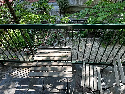 Rented by Urban Real Estate Property Group Inc | media 11