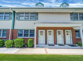 183 Atlantic Ave APT 5, Lynbrook, NY 11563