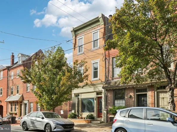 764 S Front St, Philadelphia, PA 19147